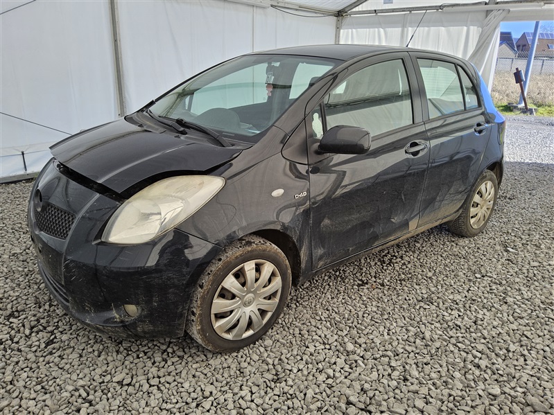 Toyota Yaris 1.4 D-4D Active N°67