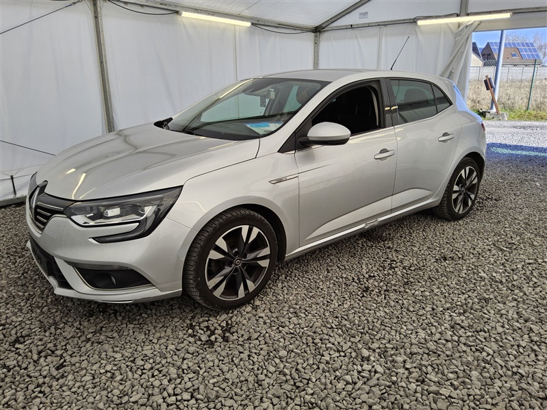 Renault Megane Blue dCi Bose Edition EDC N°98
