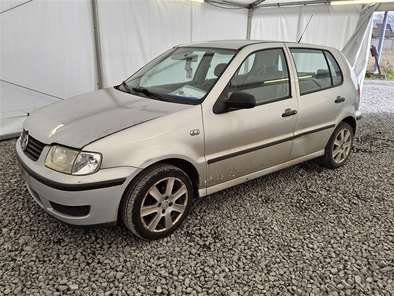 Volkswagen Polo 1.4i N°119