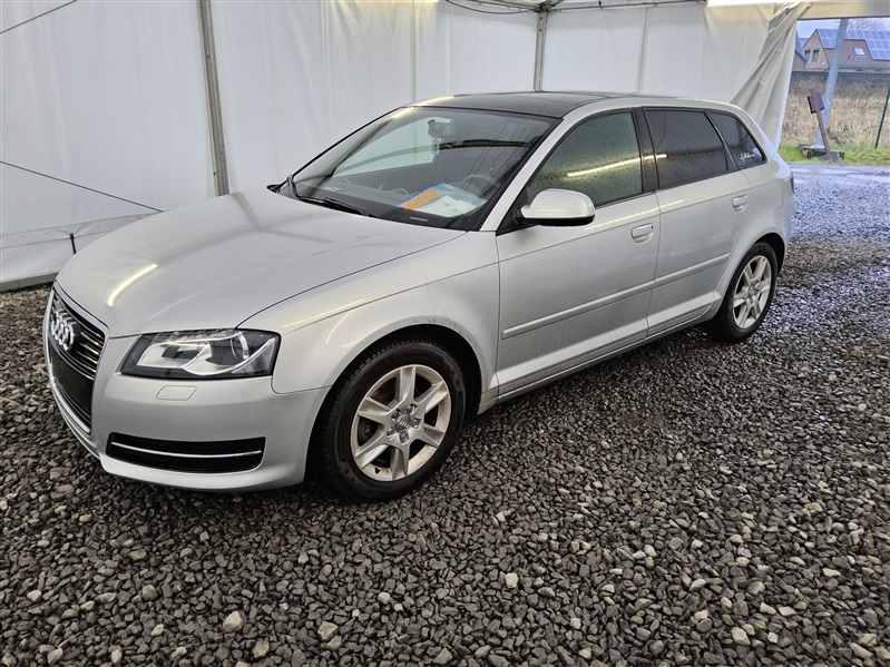 Audi A3 1.6 TDi e Attraction Start/Stop DPF N°181