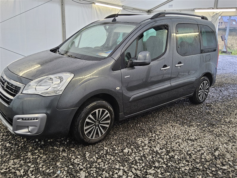 Peugeot Partner Tepee 1.6 BlueHDi Style S&S N°215