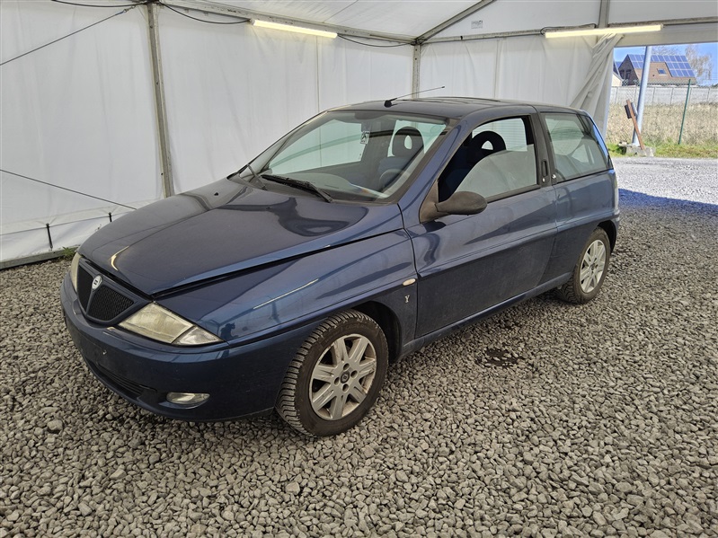 Lancia Y 3 portes base