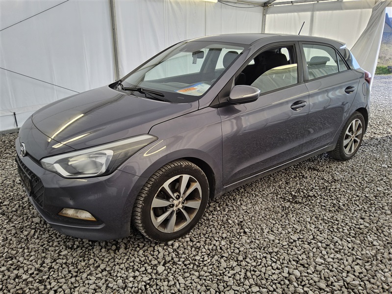 Hyundai i20 1.4 CRDi Twist N°277