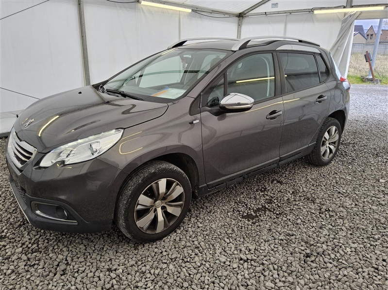 Peugeot 2008 1.2i PureTech Active N°40