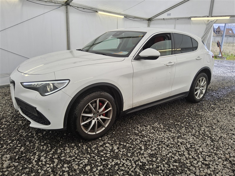 Alfa Romeo Stelvio 2.0 T AWD Super N°77