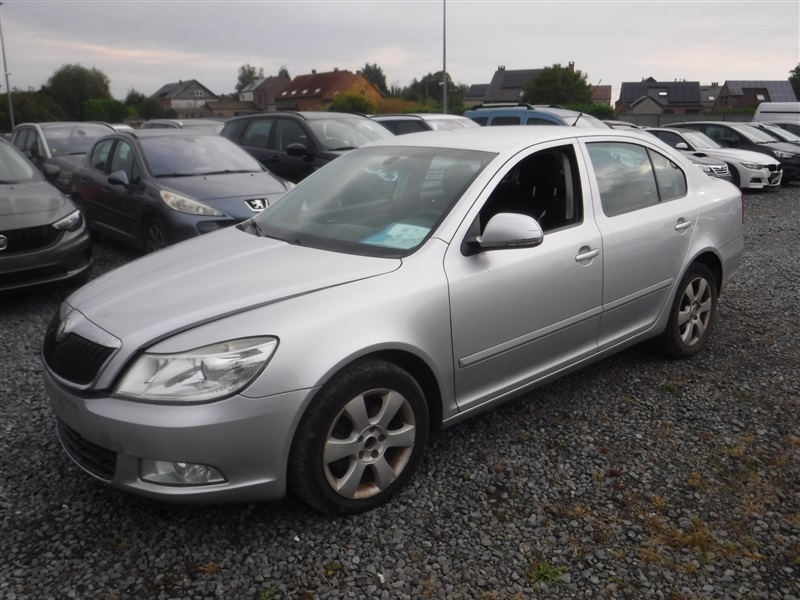 Skoda Octavia 2.0 tdi n°129