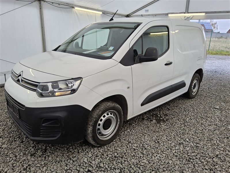 Citroen Berlingo 1.2 PureTech CARPLAY / CLIM / N°109