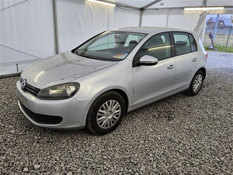 Volkswagen Golf 1.4i Trendline N°162