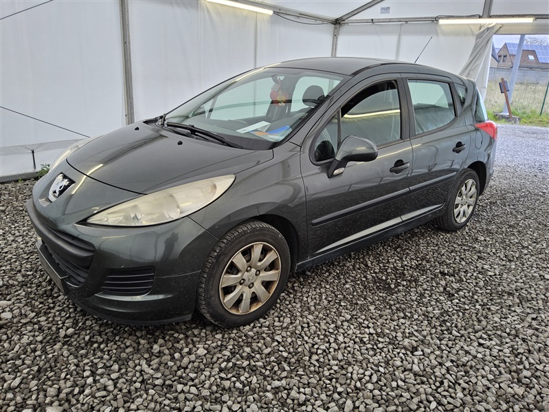 Peugeot 207 1.4i SW Active N°180