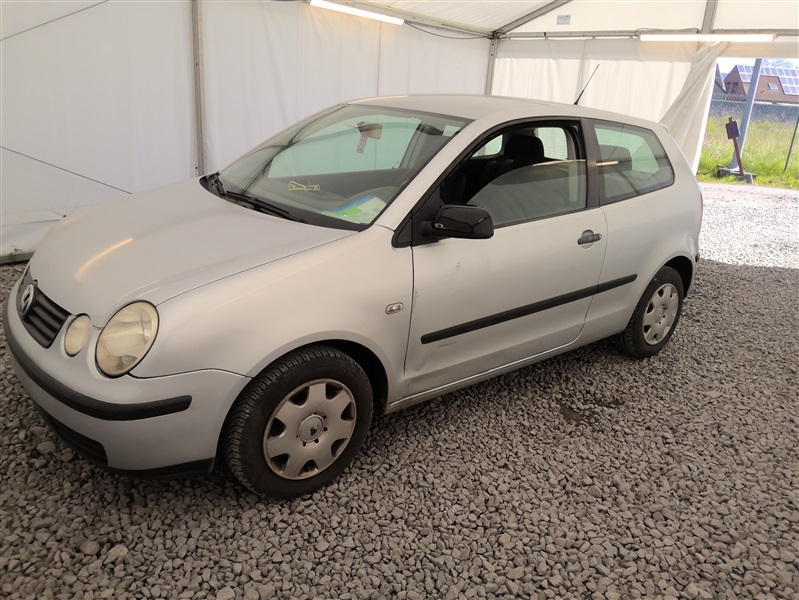 Volkswagen Polo 1.2i 12v Base N°232