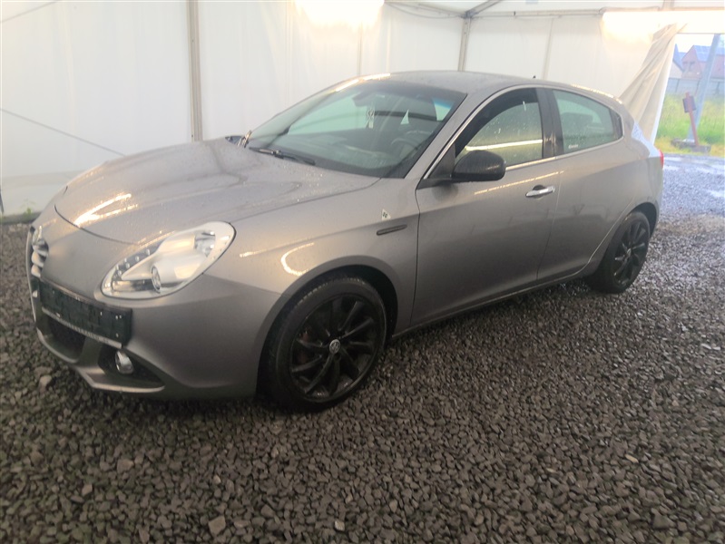Alfa Romeo Giulietta 1.6 JTD N°32