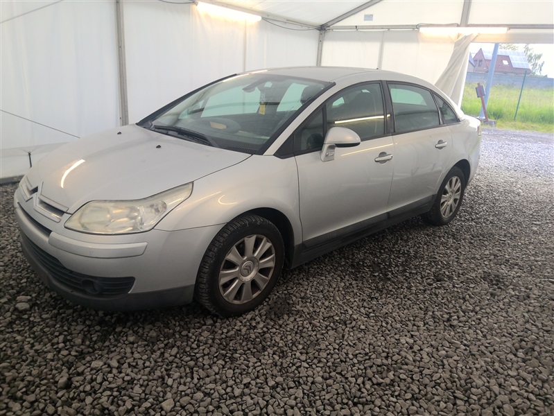 Citroen C4 HDI SEDAN COLLECTION N°64