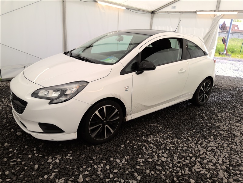 Opel Corsa 1.2i Black Edition (EU6.2) N°102