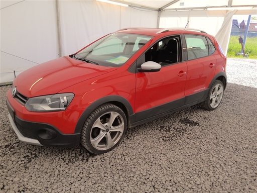 [VOLBU09736201] Volkswagen Polo Cross Crosspolo 1.2 CR TDi N°127