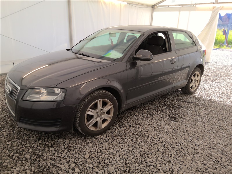 Audi A3 1.6 TDi e Attraction Start/Stop DPF N°134