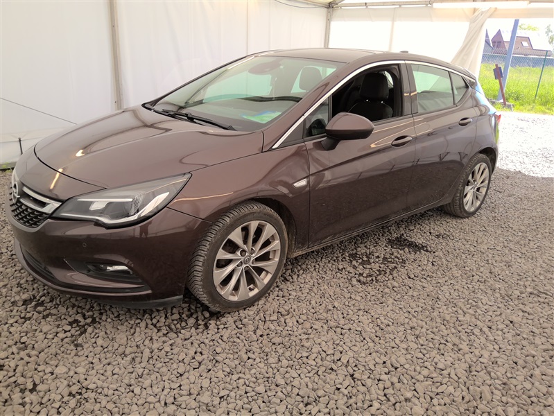 Opel Astra 1.6 CDTi ECOTEC D Dynamic Start/Stop N°125