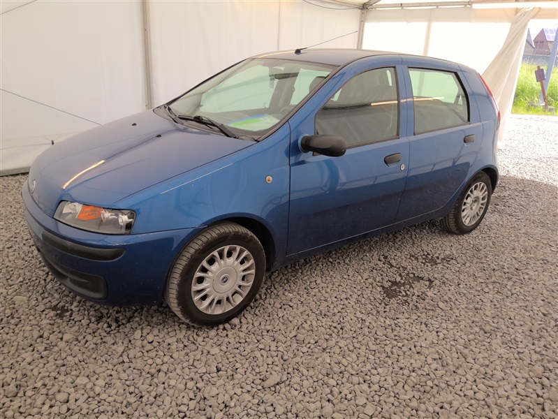Fiat Punto 1.2i N°148