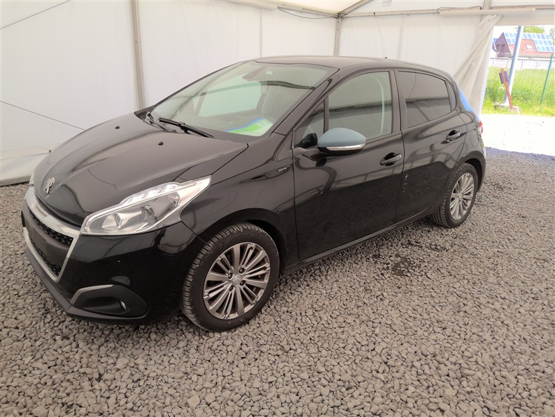 Peugeot 208 1.2i PureTech Signature S&S (EU6.2) N°178