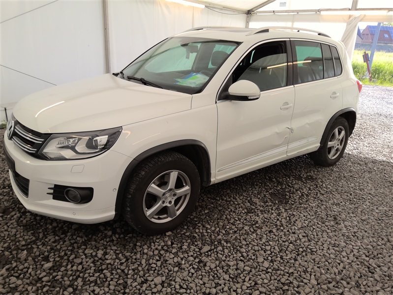 Volkswagen Tiguan 2.0 CR TDi 4Motion Sport & Style N°200