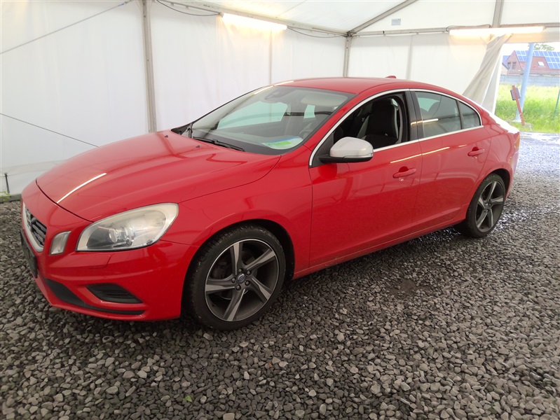 Volvo S60 1.6 T3 R-Design Start/Stop N°208