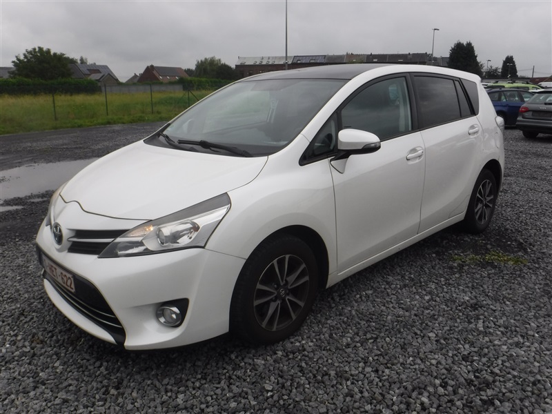 Toyota Verso 2.0 D-4D Premium 5pl n°160