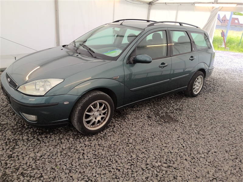 Ford Focus 1.6 N°244