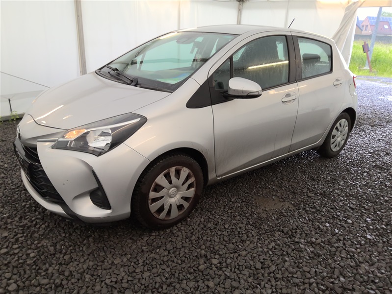 Toyota Yaris 1.5i Dual VVT-iE Comfort N°296