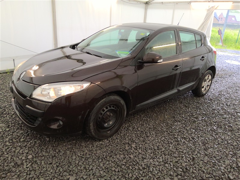 Renault Megane 1.5 dCi Authentique FAP N°10