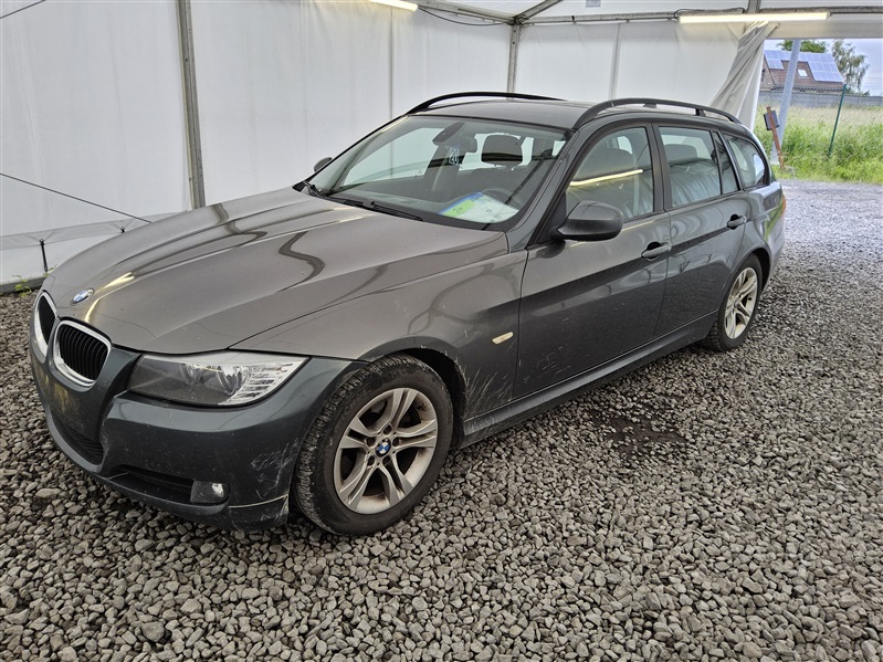 BMW 318 d Touring N°20