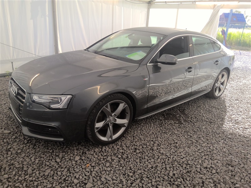 Audi A5 1.8 TFSI S line NAVI/BI-XENON/JA19/PDC AV AR N°141