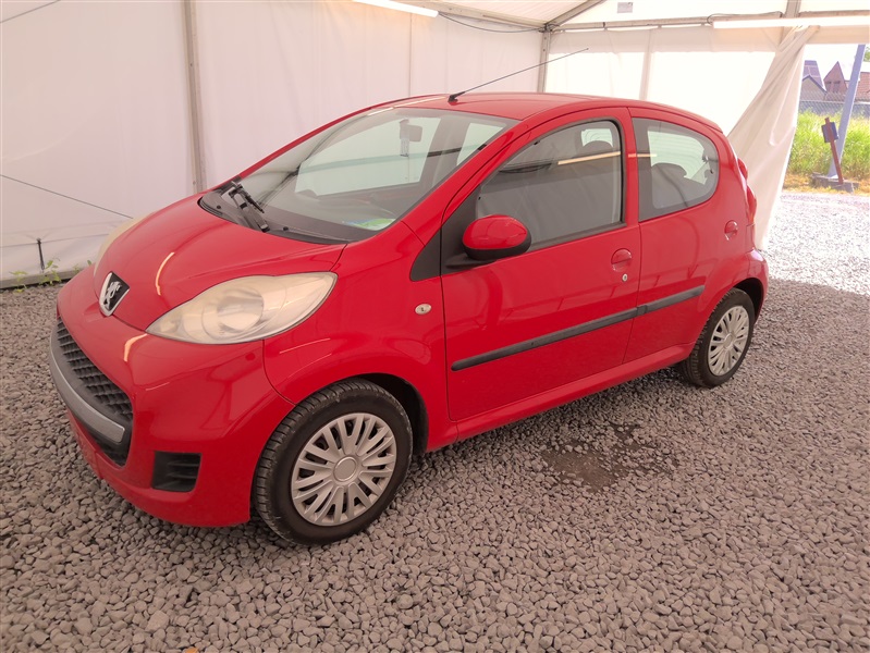 Peugeot 107 1.0i Urban N°113