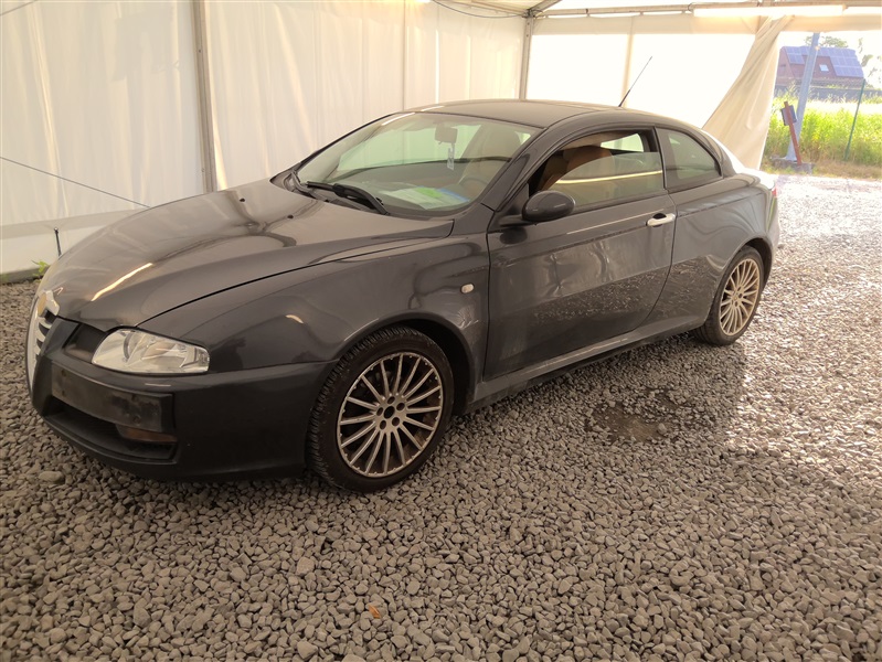 Alfa Romeo GT 1.9 JTD Progression N°150