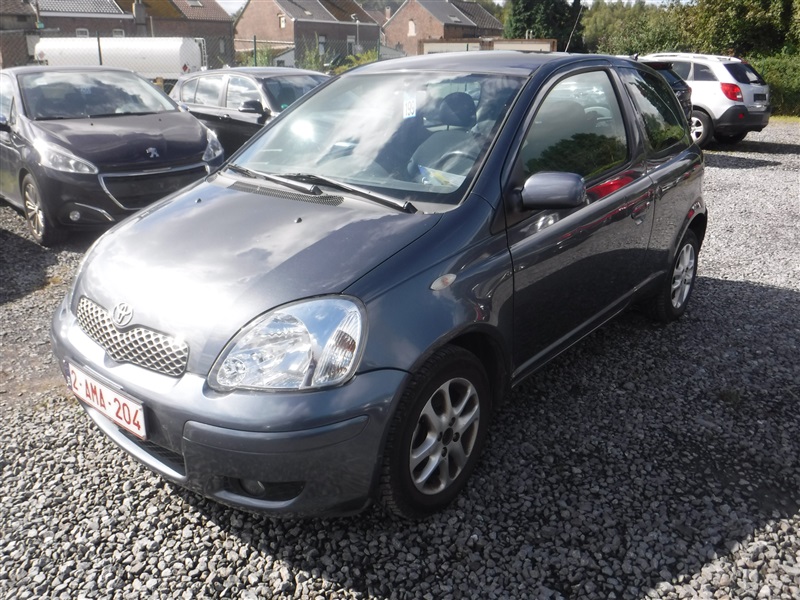 Toyota Yaris VVTI BLUE n°199