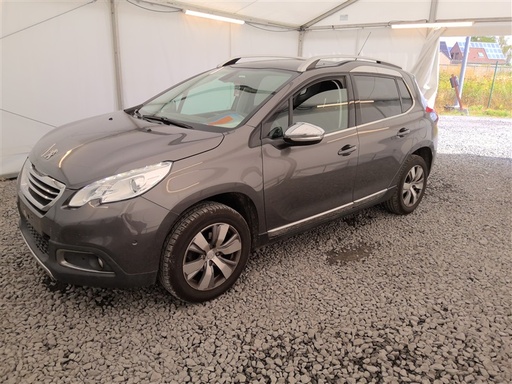 [PEUFY08703601] Peugeot 2008 1.2i PureTech Urban Cross N°224