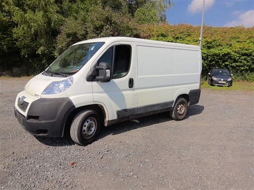 [PEU1144187001] Peugeot Boxer 3.0 HDi L2H2 N°232