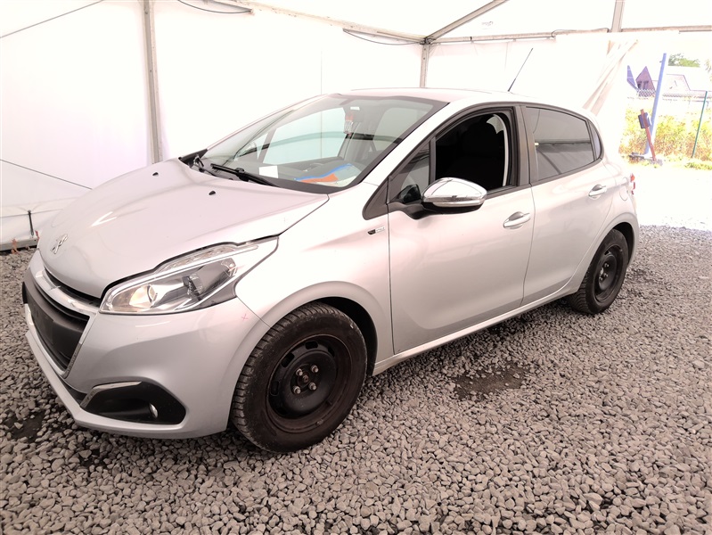 Peugeot 208 1.2i PureTech Active N°221