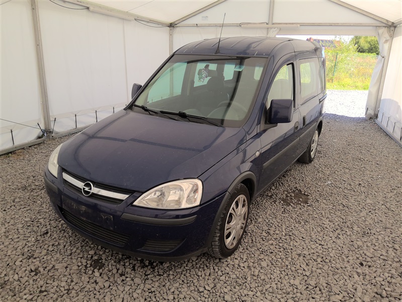 Opel Combo 1.4i XEP Essentia N°23