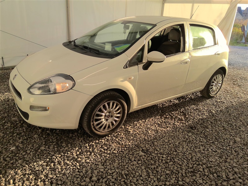 Fiat Punto 1.2i Easy N°113