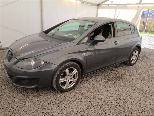 [SEACR03920301] Seat Leon 1.6 CR TDi Ultima Style DPF N°145