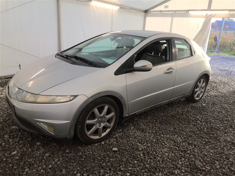 Honda Civic 1.8 SPORT N°177