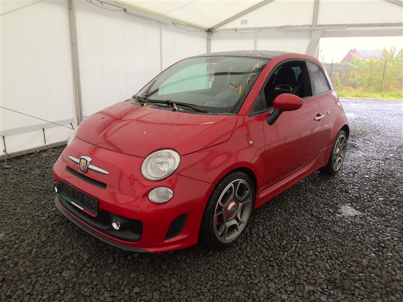 Abarth 500 1.4 T-Jet Elaborabile *NAVI/TOIT PANO* N°223