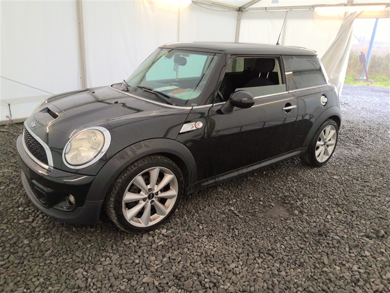 MINI Cooper S Mini 1.6i Cooper S N°237