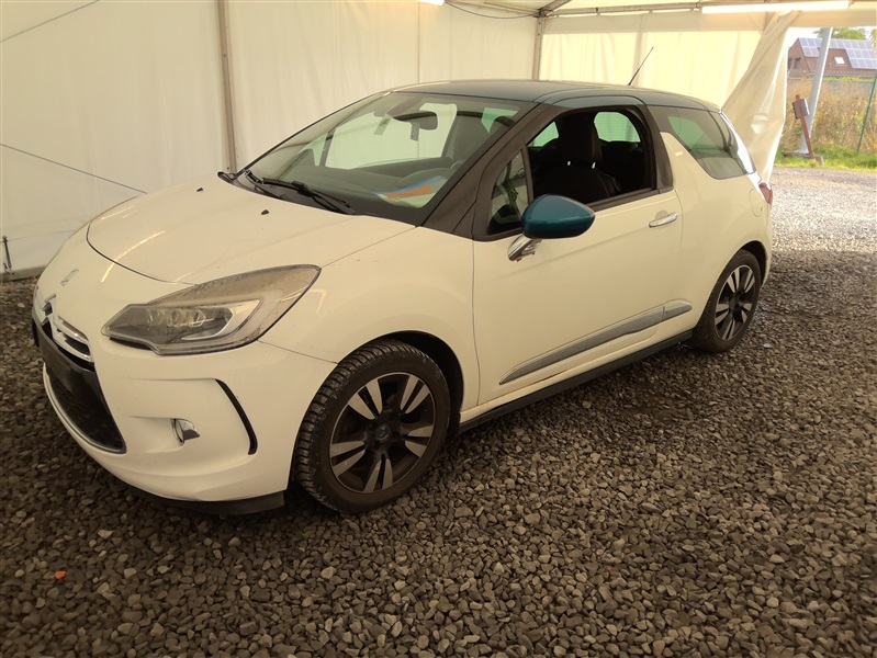 Citroen DS3 1.6 e-HDi So Chic N°270