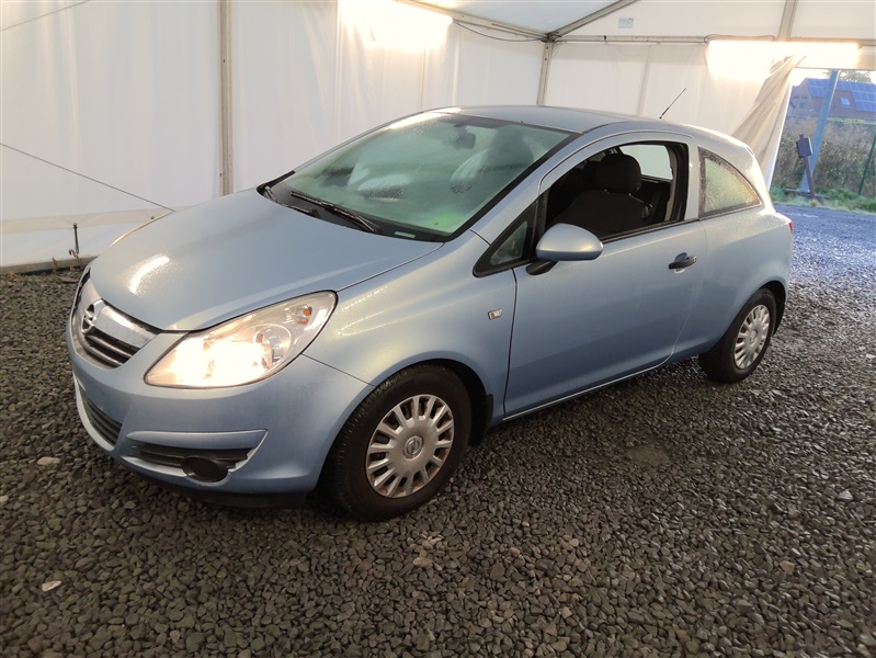 Opel Corsa 1.2i Cosmo bt automatique  N°54