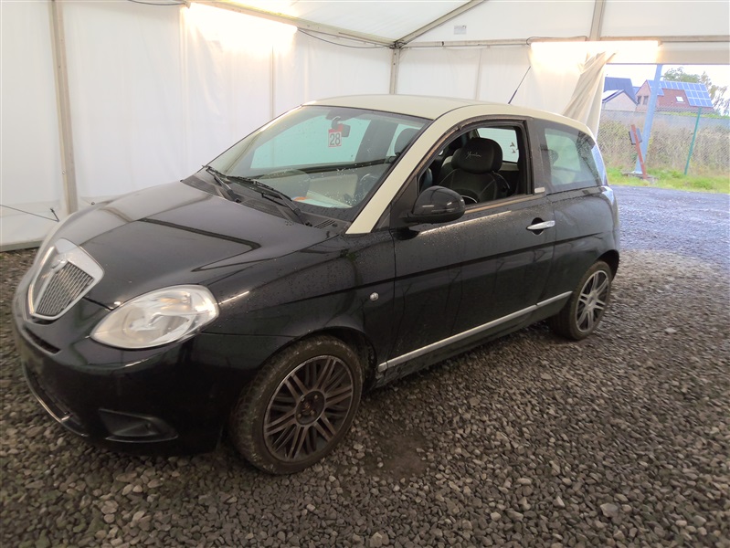 Lancia Ypsilon 1.3 Multijet Elefantino Blu DPF N°28