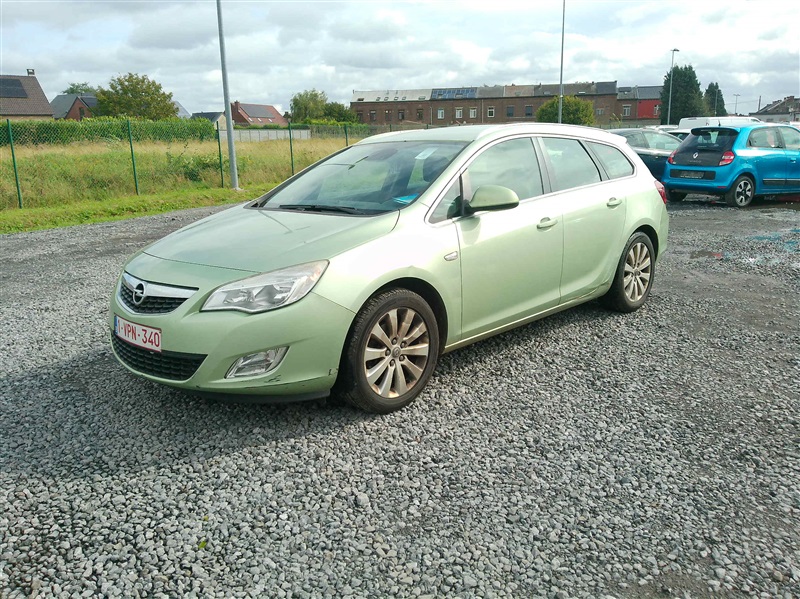 Opel Astra 1.7 CDTi ECOTEC Enjoy DPF n°61