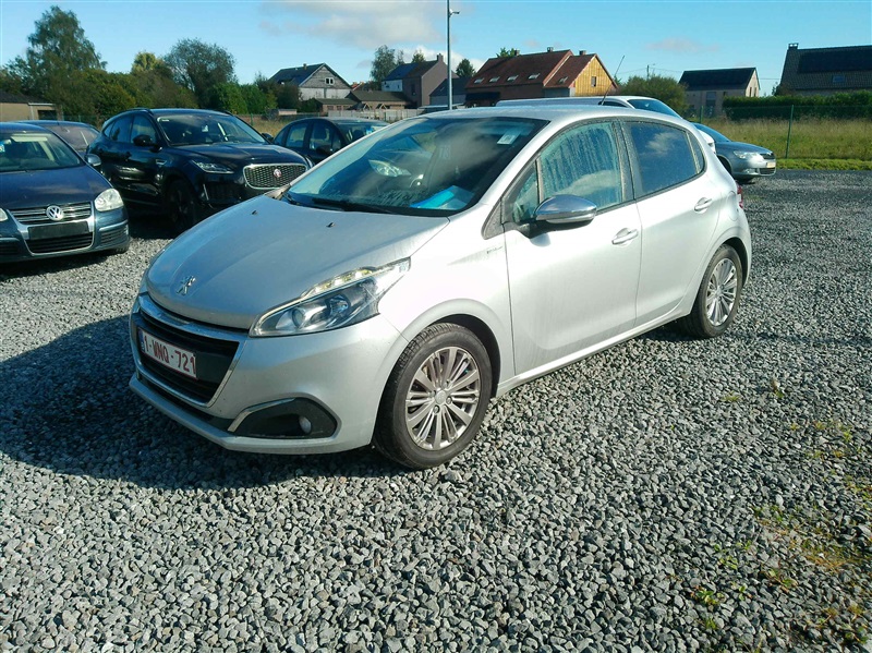 Peugeot 208 n°73