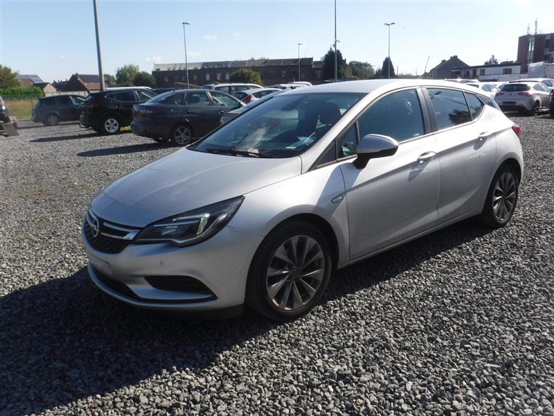 Opel Astra 1.6 CDTi Edition n°112