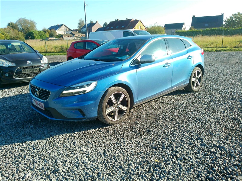 Volvo V40 1.5 T3 Sport Edition Gear.GPF(EU6d-TEMP) n°98