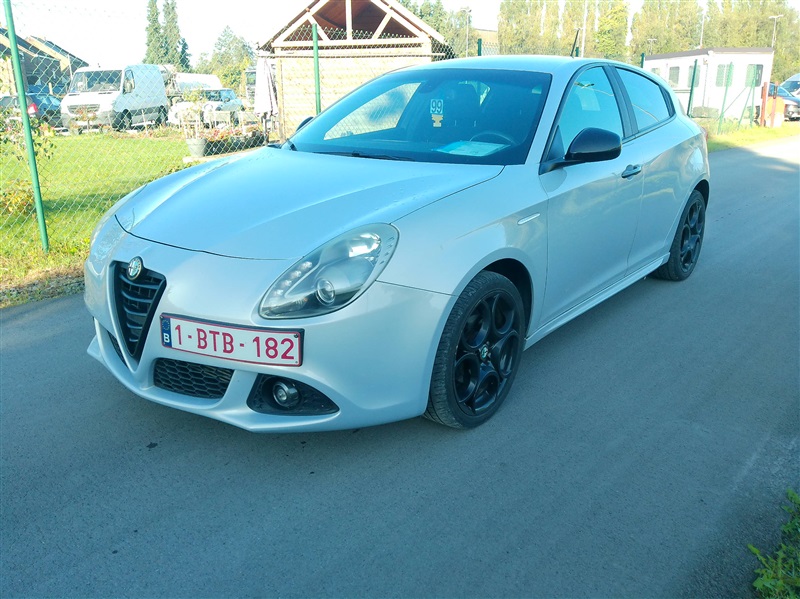 Alfa Romeo Giulietta 1.6 Sprint n°99